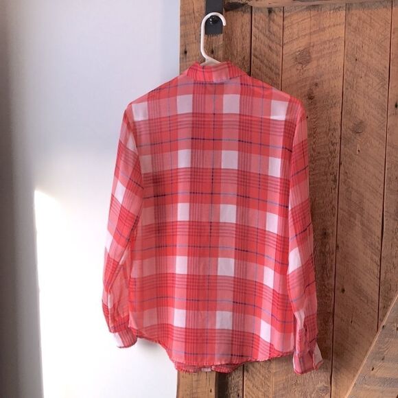 3/30$ Garage squared shirt   - Picture 2 of 9